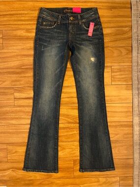 NWT Vintage Y2K Candie's Low Rise Dark Blue Flare Jeans with Subtle Distressing